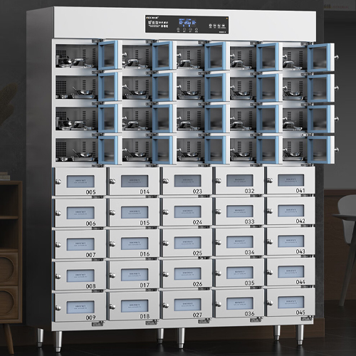 商用多格消毒柜：高效消毒解決方案，餐具衛(wèi)生新選擇